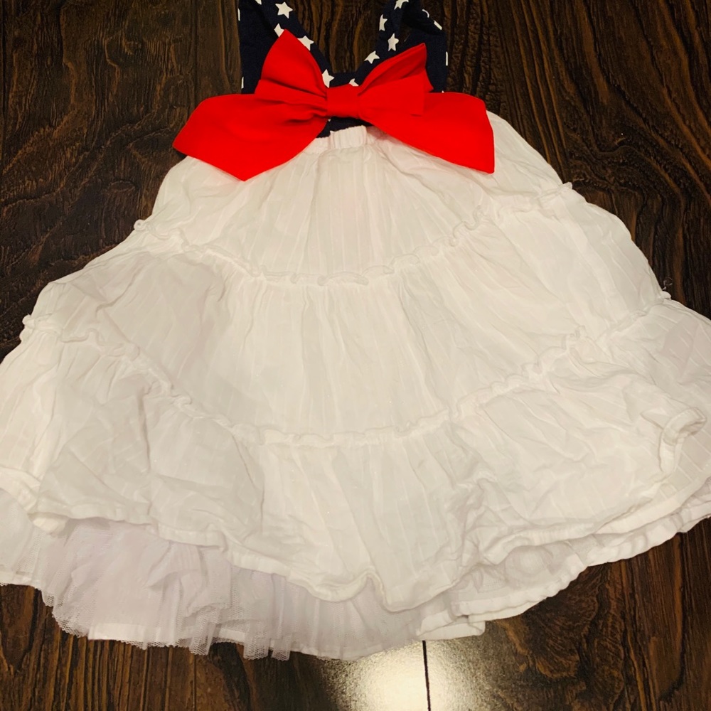 Adorable patriotic dress ❤️
